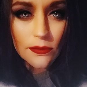 Meet your Posher, Brandy